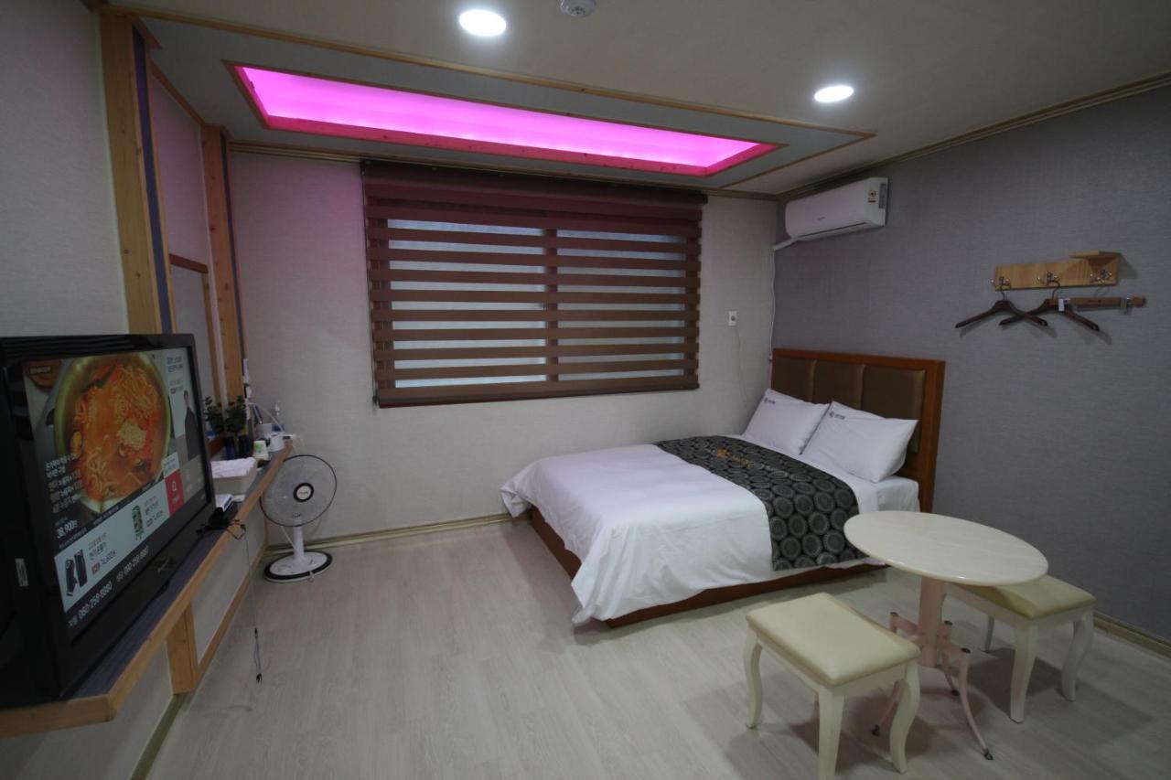 Rg Pension Hadong Exterior photo