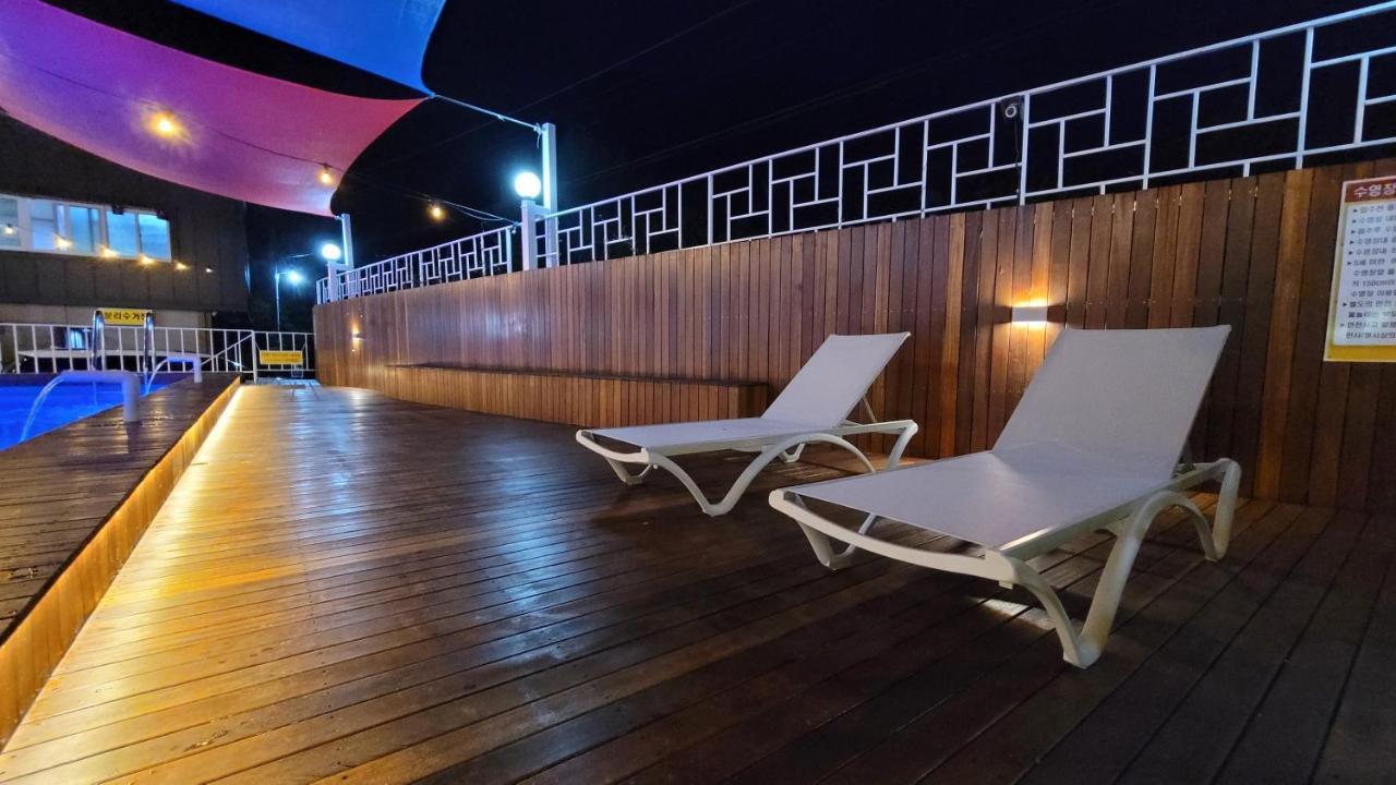 Rg Pension Hadong Exterior photo
