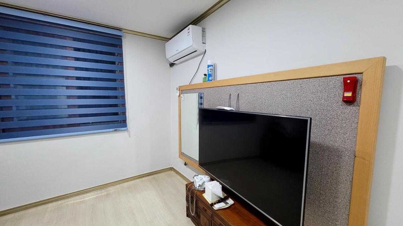 Rg Pension Hadong Exterior photo